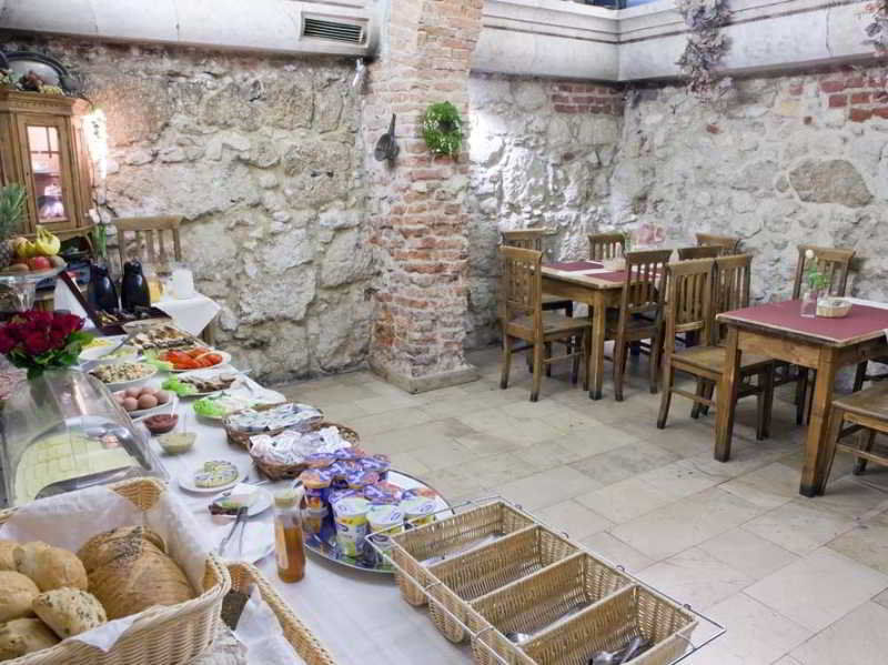 Hotel Floryan Old Town คราคูฟ ภายนอก รูปภาพ